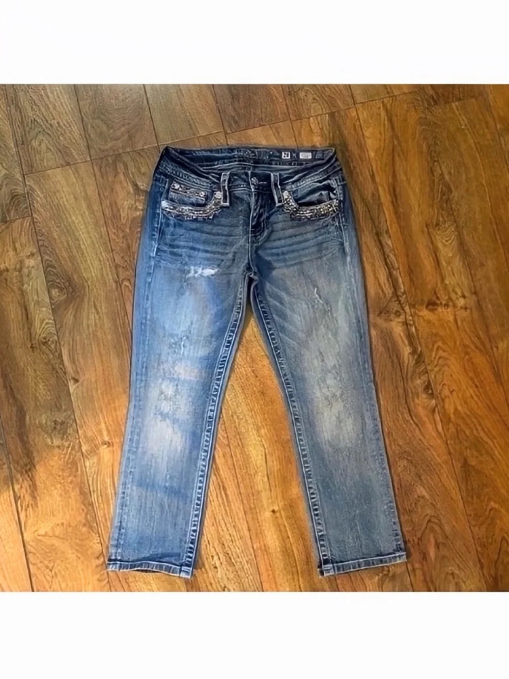 Beautiful Y2K Miss Me Signature Crop Distressed Denim Jeans With 25” Inseam